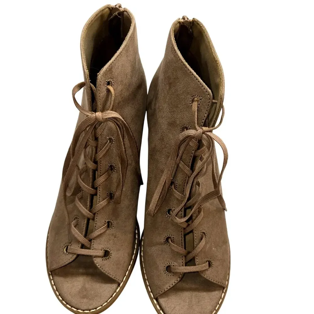 NWOT Old Navy 8 Women's Ankle Boots 3 Inch Heel Lace Up Shoes New No Tags